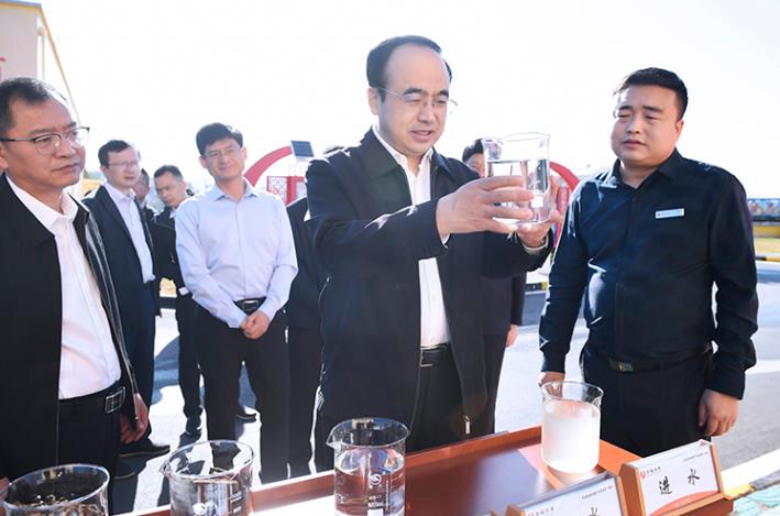 徐延彬：務(wù)實(shí)舉措、硬朗作風(fēng)，確保污染防治“百日攻堅”行動(dòng)取得實(shí)效